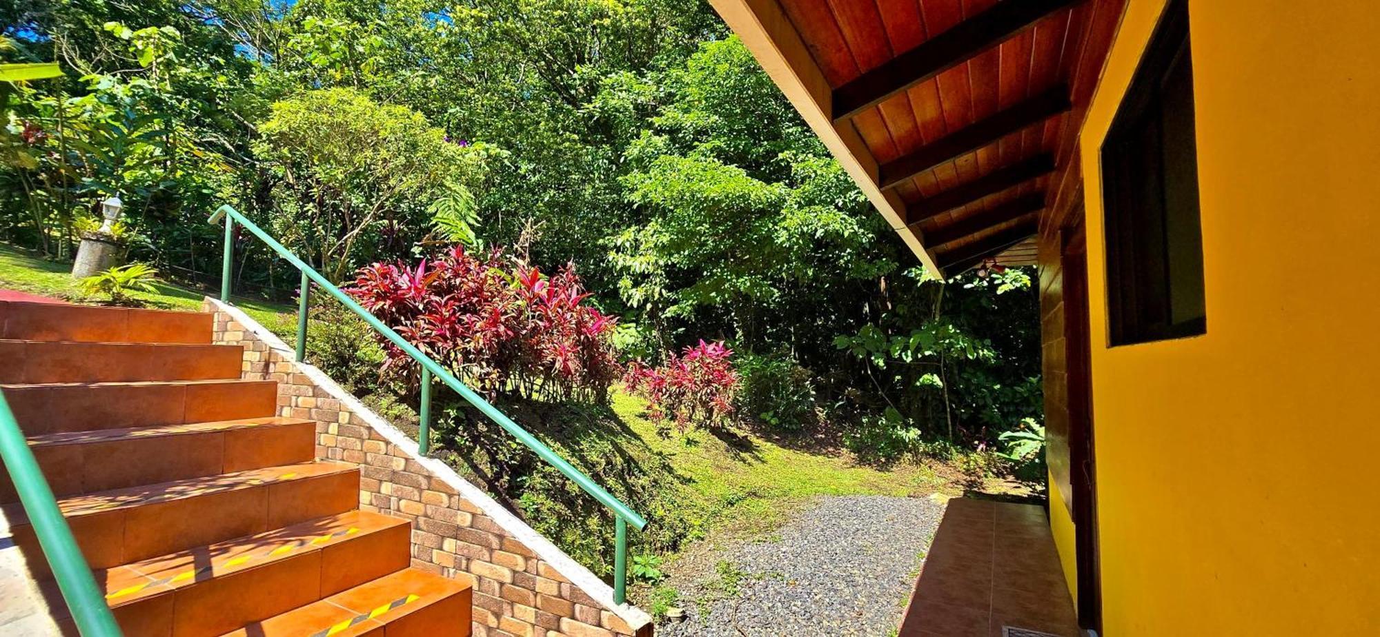Heliconias Rainforest Lodge Bijagua de Upala Exterior foto